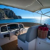4Ts Astondoa 82 GLX yacht charter