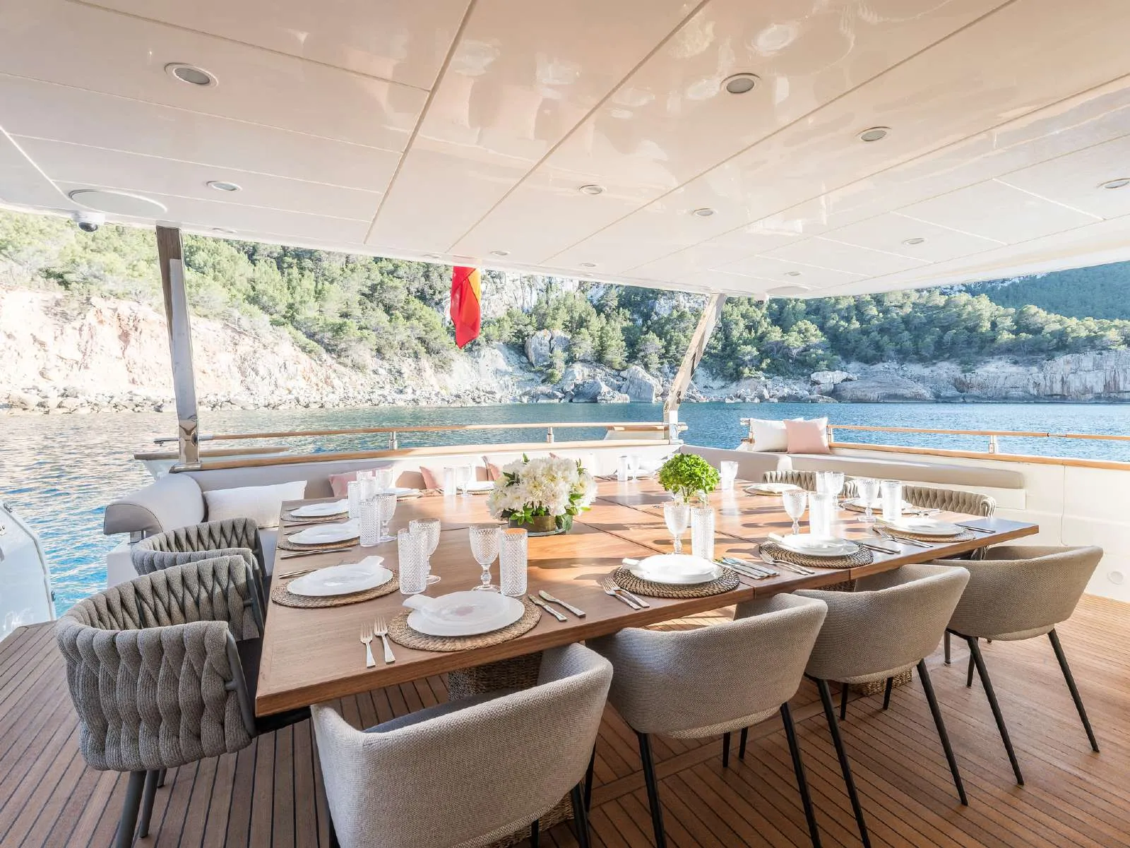 B4 Astondoa 102 GLX yacht charter