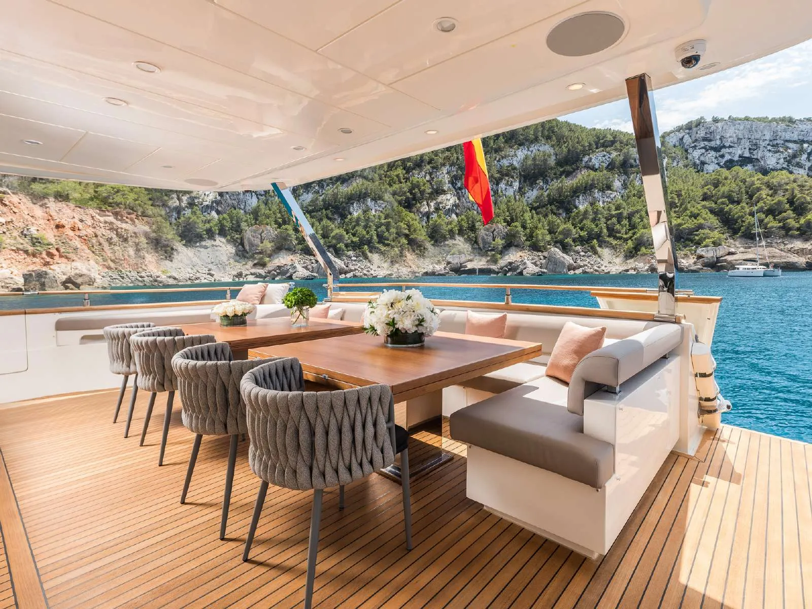 B4 Astondoa 102 GLX yacht charter