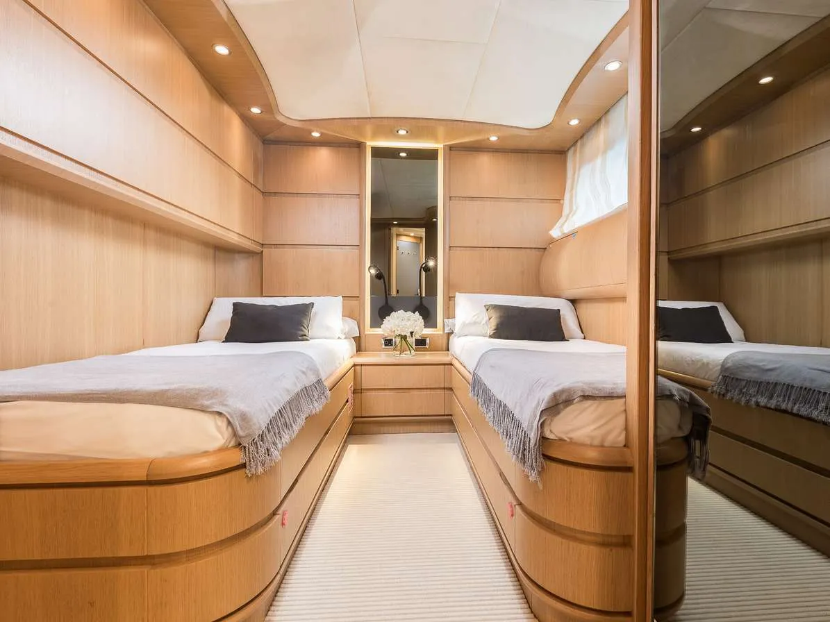 B4 Astondoa 102 GLX yacht charter