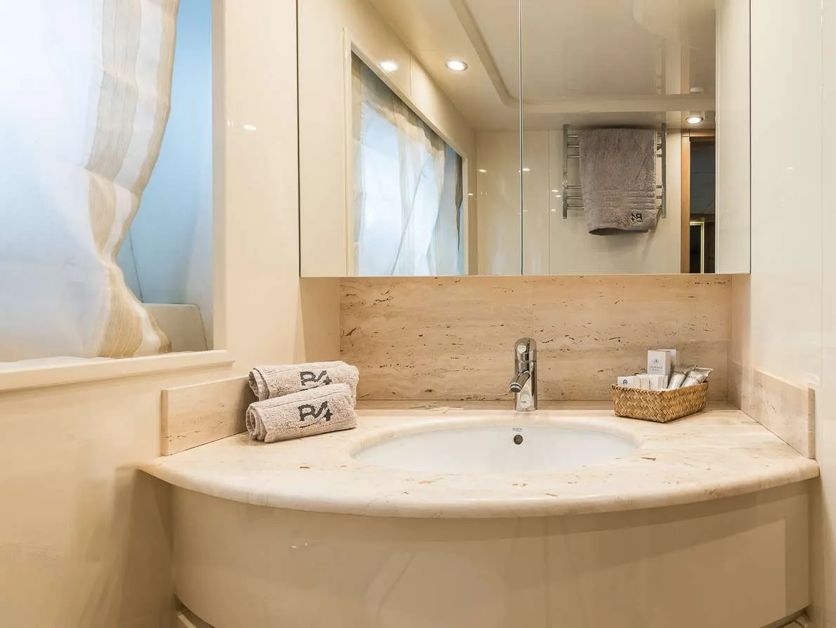 B4 Astondoa 102 GLX yacht charter