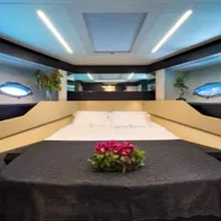 Alquiler de Beyond Pershing 8X