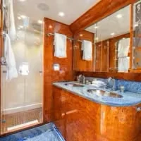 Location du yacht Leopard 27 Byron