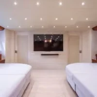 Location du yacht Leopard 27 Byron