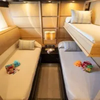 Alquiler de Dolce Vita IV Astondoa 102 GLX