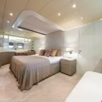 Location du yacht Mangusta 108 Triniti