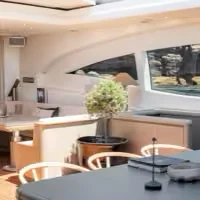Location du yacht Mangusta 108 Triniti