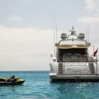 Alquiler de Mangusta 92 Chill Out