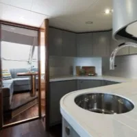 Alquiler de Seawater II Sunseeker 86