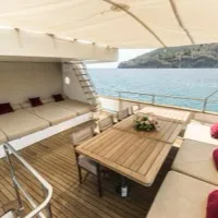 Location du yacht Semaya Navetta 31m