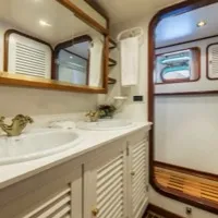 Location du yacht Spirit of MK CRN Ancona 34m