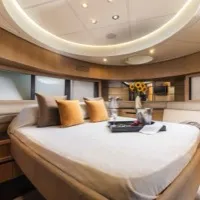 Location du yacht Xaman Pershing 90