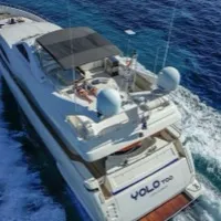 Alquiler de Yolo Too Ferretti 94