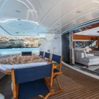 Alquiler de Yolo Too Ferretti 94