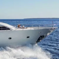 Alquiler de Yolo Too Ferretti 94
