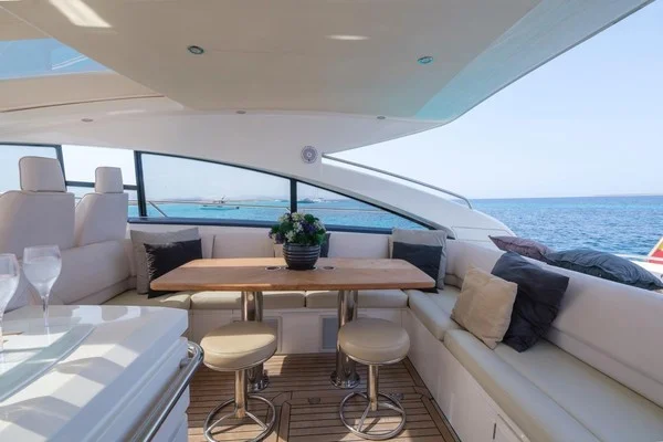 Princess V53