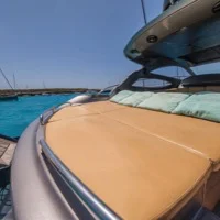 Alquiler de Pershing 50