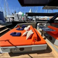Location du yacht EVO R4